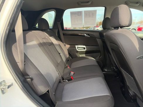 Used 2014 Chevrolet Captiva Sport LS image 35