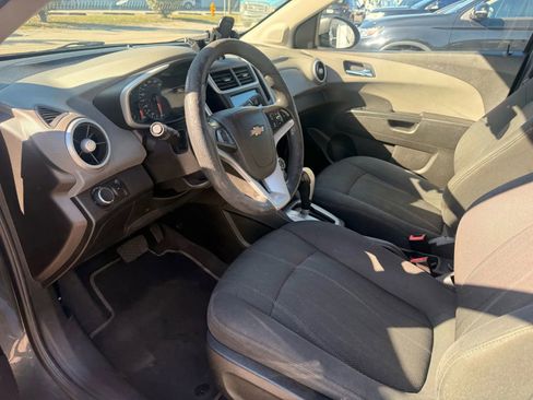 Used 2017 Chevrolet Sonic LT image 13
