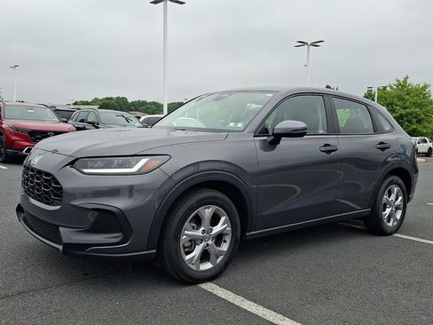Certified 2024 Honda HR-V LX image 4