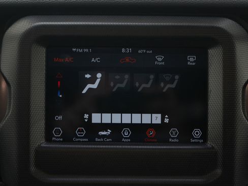 Used 2023 Jeep Gladiator Sport image 17