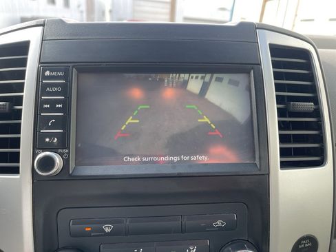 Used 2019 Nissan Frontier SV image 15