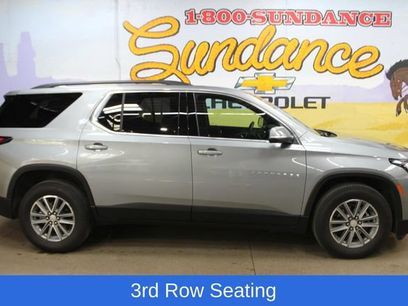 Used 2023 Chevrolet Traverse LT