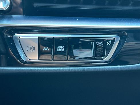 Used 2026 Cadillac Lyriq Sport w/ LPO, Floor Liner Package AWD/4WD image 38