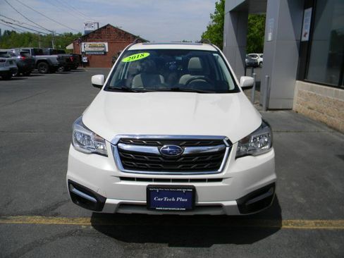 Used 2018 Subaru Forester 2.5i Premium w/ All-Weather Package AWD/4WD image 3