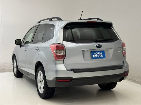 Used 2015 Subaru Forester 2.5i Limited AWD/4WD image 7