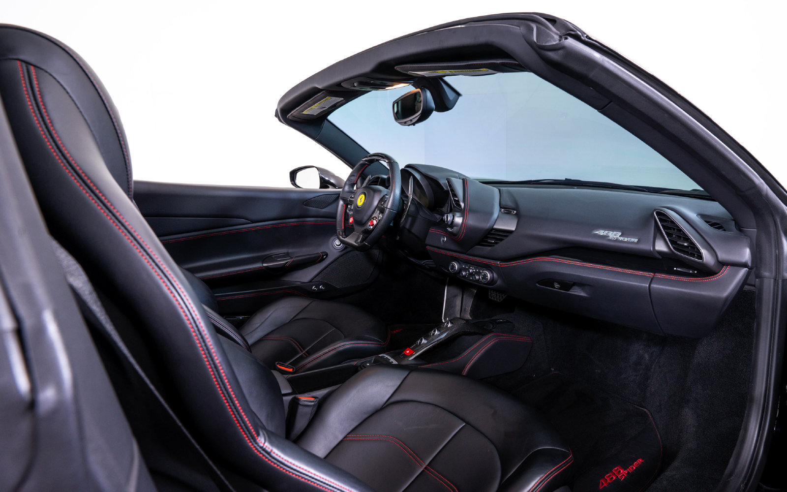 Used 2018 Ferrari 488 Spider RWD image 24