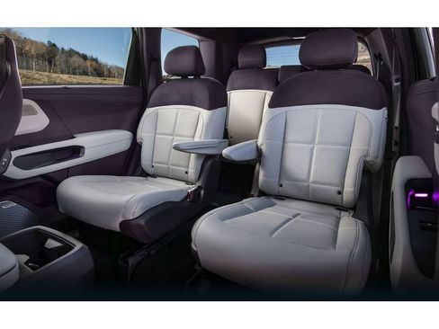 New 2027 Kia Telluride S image 13