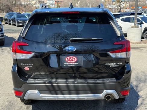 Used 2023 Subaru Forester Touring image 9
