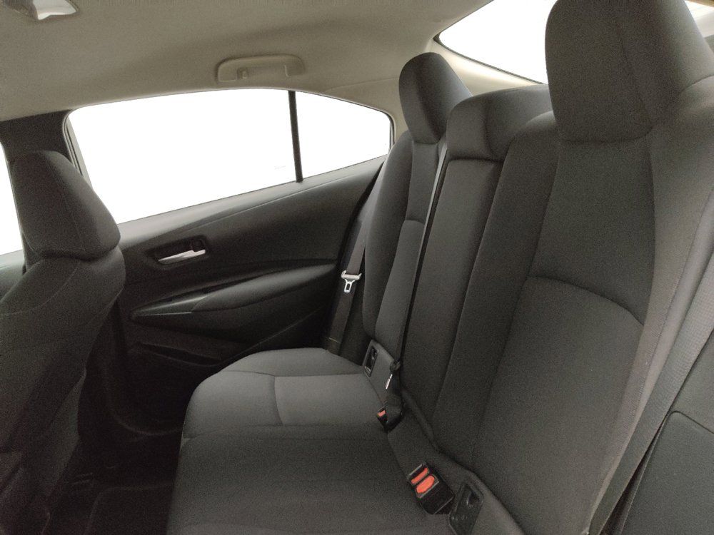 Used 2021 Toyota Corolla LE FWD image 18