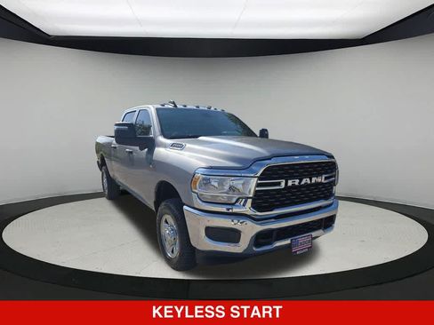 Used 2024 RAM 2500 Tradesman w/ Towing Technology Group AWD/4WD image 8