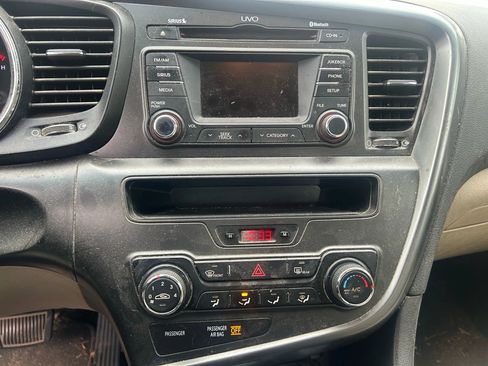 Used 2013 Kia Optima LX w/ Convenience Plus Pkg image 9