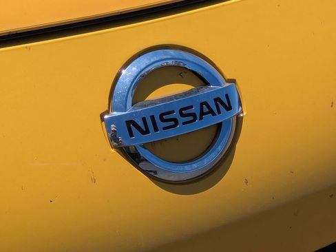 Used 2017 Nissan 370Z Coupe RWD image 15