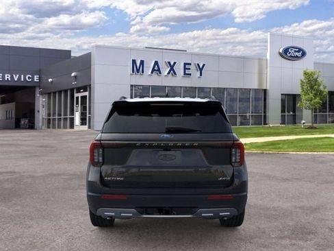 Used 2026 Ford Explorer Active w/ Active Comfort Package AWD/4WD image 5