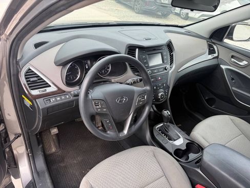 Used 2018 Hyundai Santa Fe Sport w/ Cargo Package FWD image 16