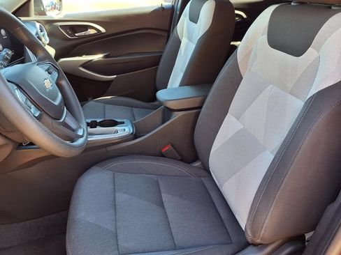 Used 2024 Chevrolet Trax LS FWD image 3