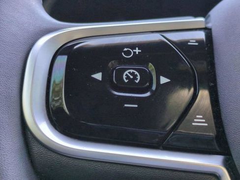Used 2024 Volvo S60 B5 Plus w/ Climate Package FWD image 22