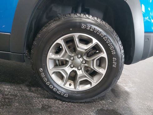 Used 2023 Jeep Cherokee Trailhawk w/ Trailer Tow Group AWD/4WD image 40