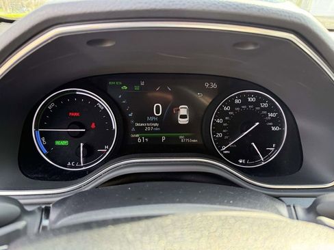 Used 2022 Toyota Avalon XSE w/ Carpet Mat Package (TMS) image 15