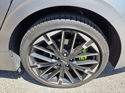 Used 2025 Kia K5 GT FWD image 4