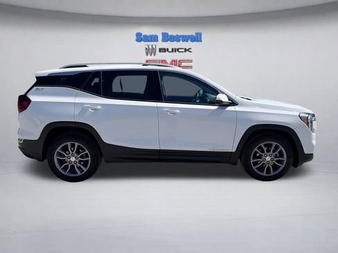 Certified 2023 GMC Terrain SLT FWD image 9