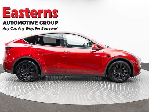 Used 2021 Tesla Model Y Long Range AWD/4WD image 4