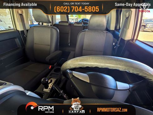 Used 2010 Toyota FJ Cruiser 4WD image 8