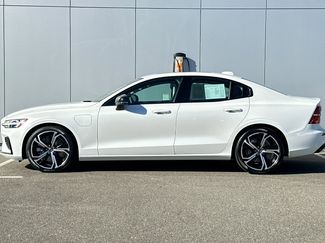 Used 2023 Volvo S60 T8 Core video 2