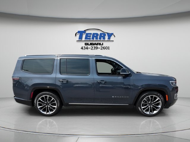 Used 2025 Jeep Wagoneer Series III w/ Premium Group I AWD/4WD image 1
