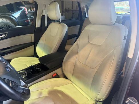 Used 2018 Ford Edge Titanium w/ Equipment Group 302A image 16