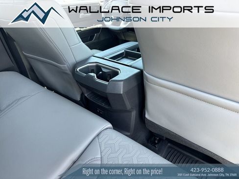 Used 2024 Toyota Tundra SR5 w/ SR5 Premium Package AWD/4WD image 39