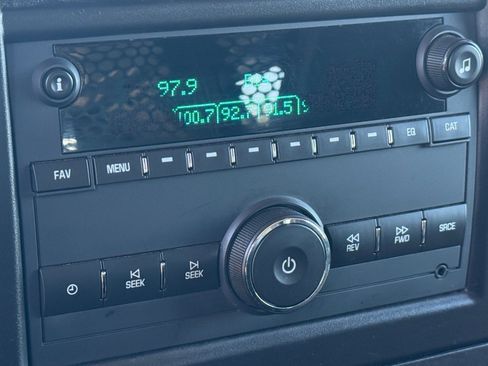 Used 2024 Chevrolet Express 2500 w/ Driver Convenience Package image 16