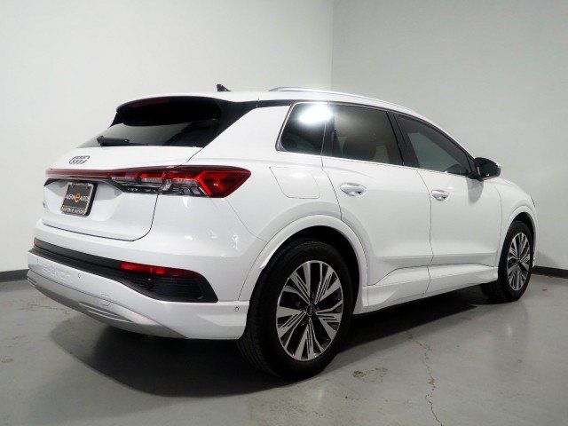 Used 2023 Audi Q4 e-tron Premium Plus w/ Premium Plus RWD image 6