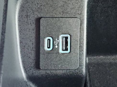 Certified 2021 Ford F150 XLT w/ Equipment Group 302A High image 16