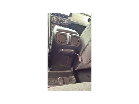 Used 2024 Jeep Wrangler Unlimited AWD/4WD image 11