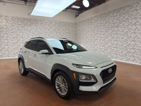 Used 2020 Hyundai Kona SEL image 1