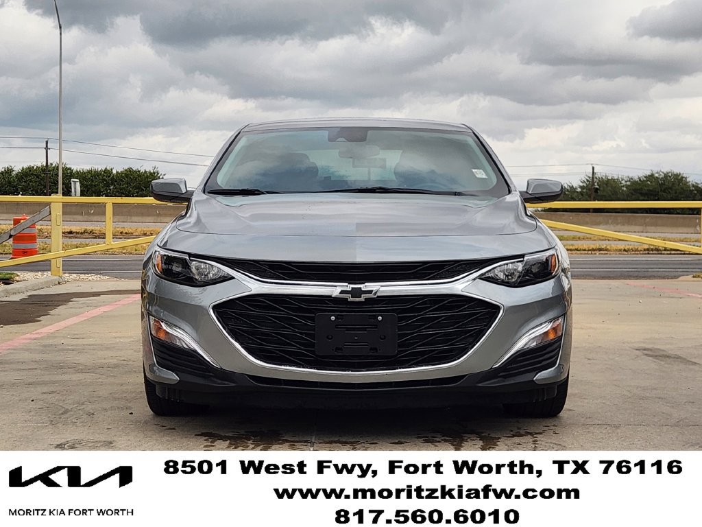 Used 2024 Chevrolet Malibu RS FWD image 2