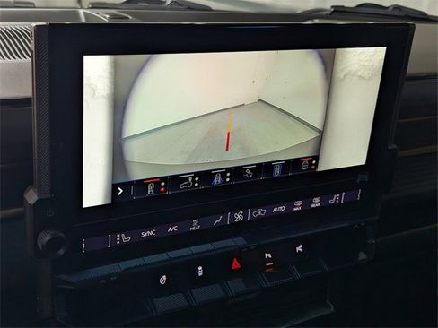 Used 2024 GMC Hummer EV 3X image 15