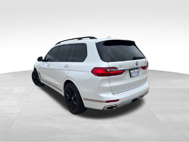 Used 2022 BMW X7 xDrive40i w/ Premium Package AWD/4WD image 5