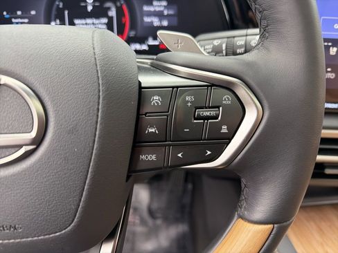 Used 2025 Lexus RX 350 Premium image 14