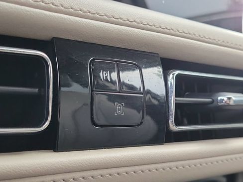 Certified 2022 Lincoln Nautilus Reserve FWD image 25