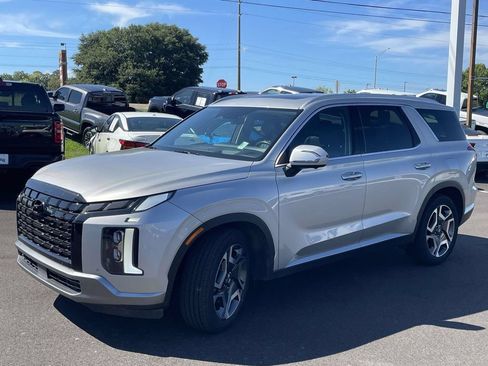Used 2024 Hyundai Palisade Limited AWD/4WD image 7