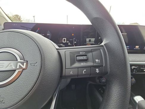 New 2026 Nissan Kicks SV image 12