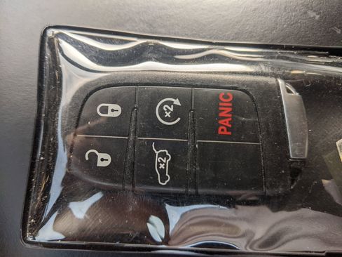 Used 2024 Dodge Durango GT image 39