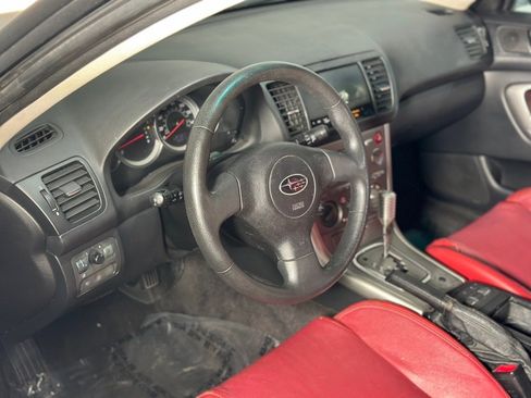 Used 2005 Subaru Outback 2.5i image 23