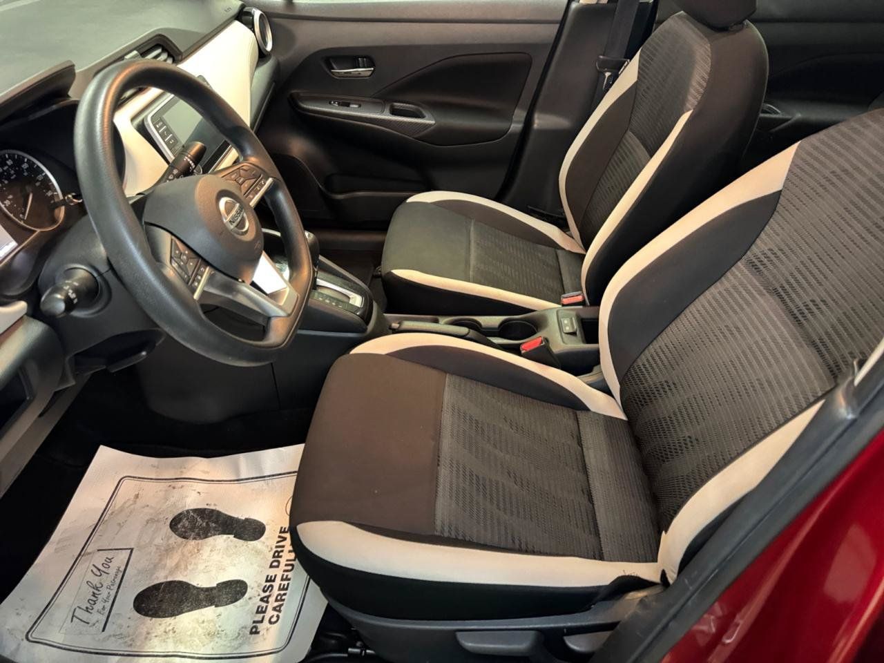 Used 2021 Nissan Versa SV FWD image 5