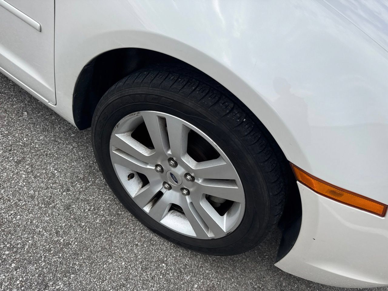 Used 2009 Ford Fusion SEL FWD image 4