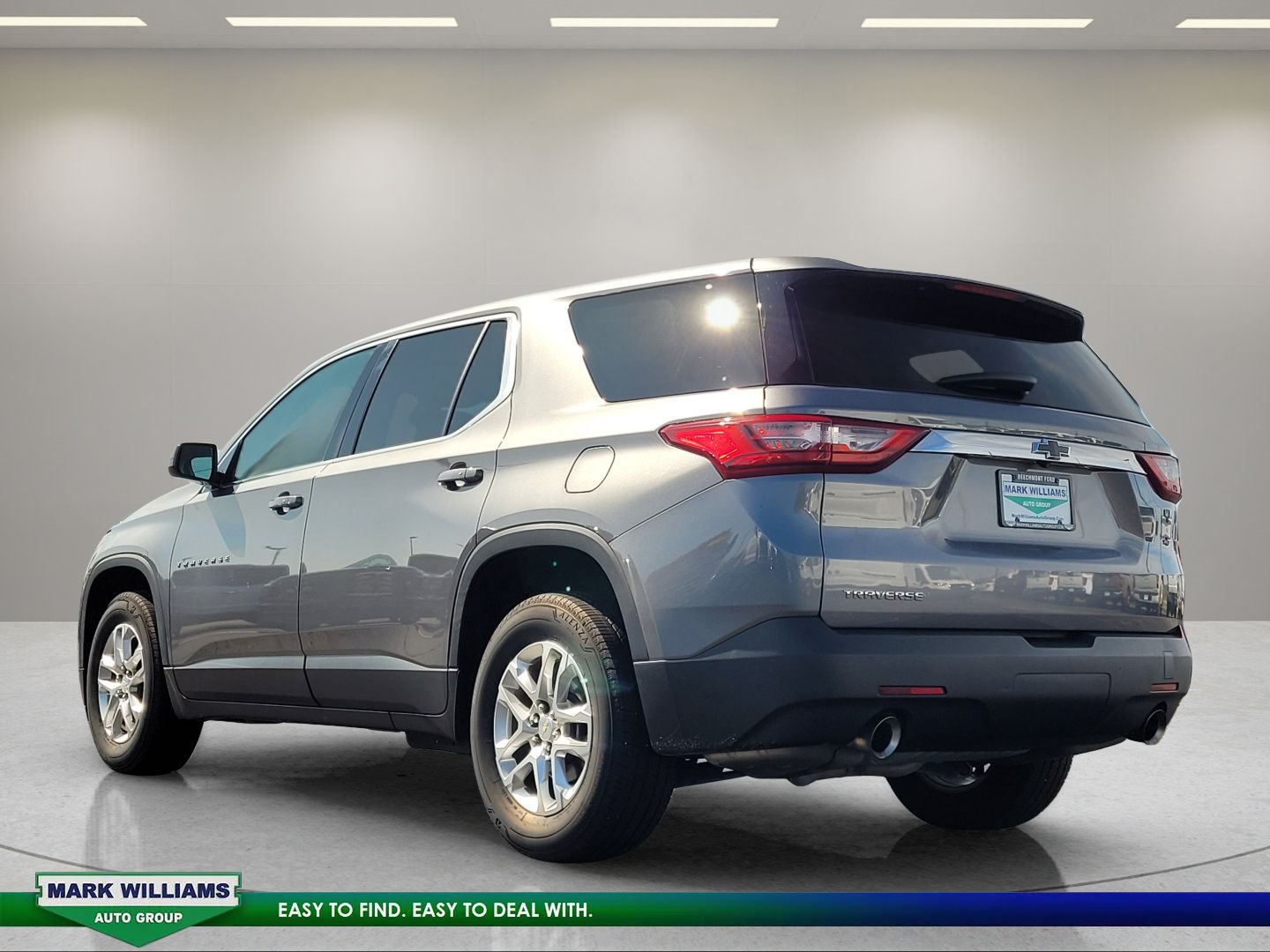 Used 2019 Chevrolet Traverse LS FWD image 6