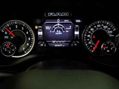 Used 2024 RAM 1500 Big Horn AWD/4WD image 37