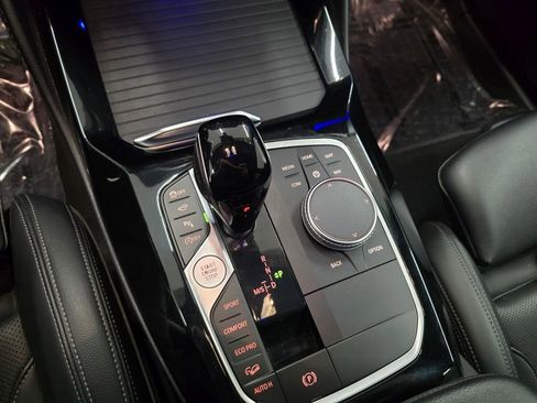 Used 2023 BMW X4 xDrive30i w/ Parking Assistance Package image 25