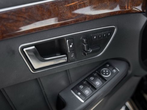 Used 2012 Mercedes-Benz E 350 Sedan image 16